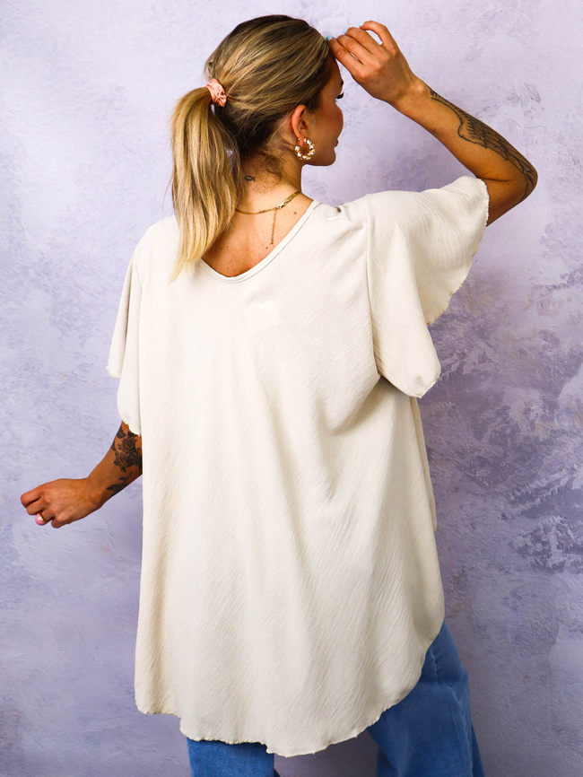 BLUZKA Z KWIATEM I OZDOBNYMI CYRKONIAMI- BEŻOWA