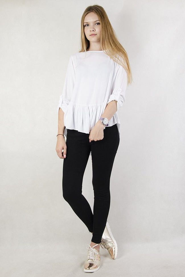 Biała, asymetryczna bluzka z odcięciem na dole