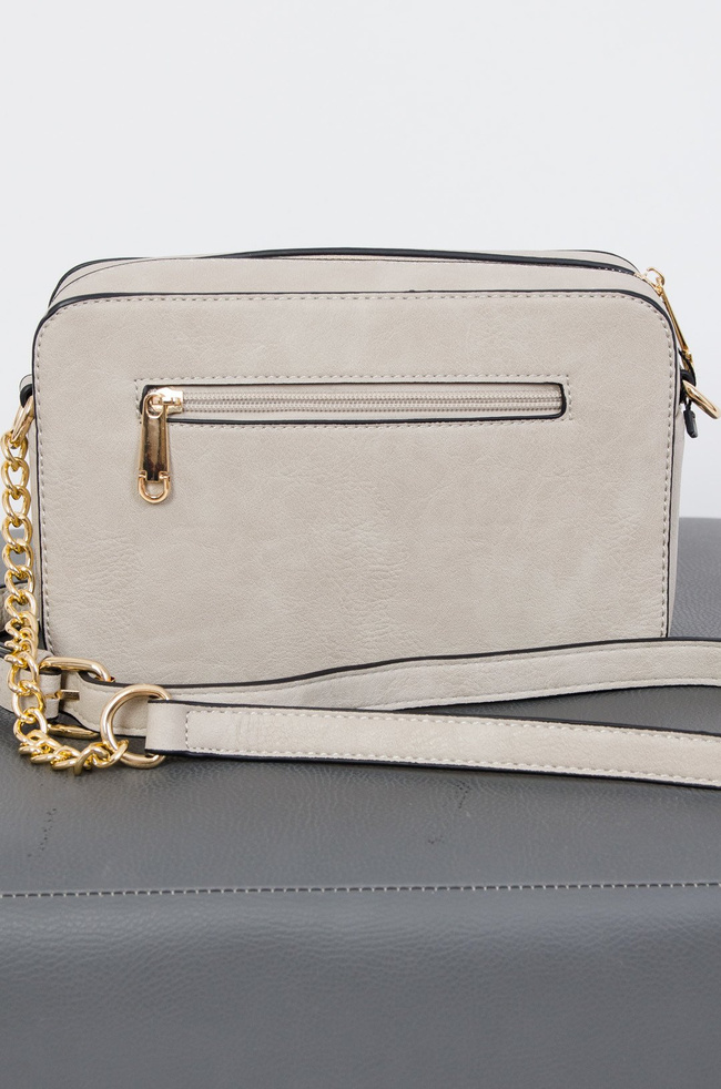 Jasnoszara usztywniana torebka na łańcuszku