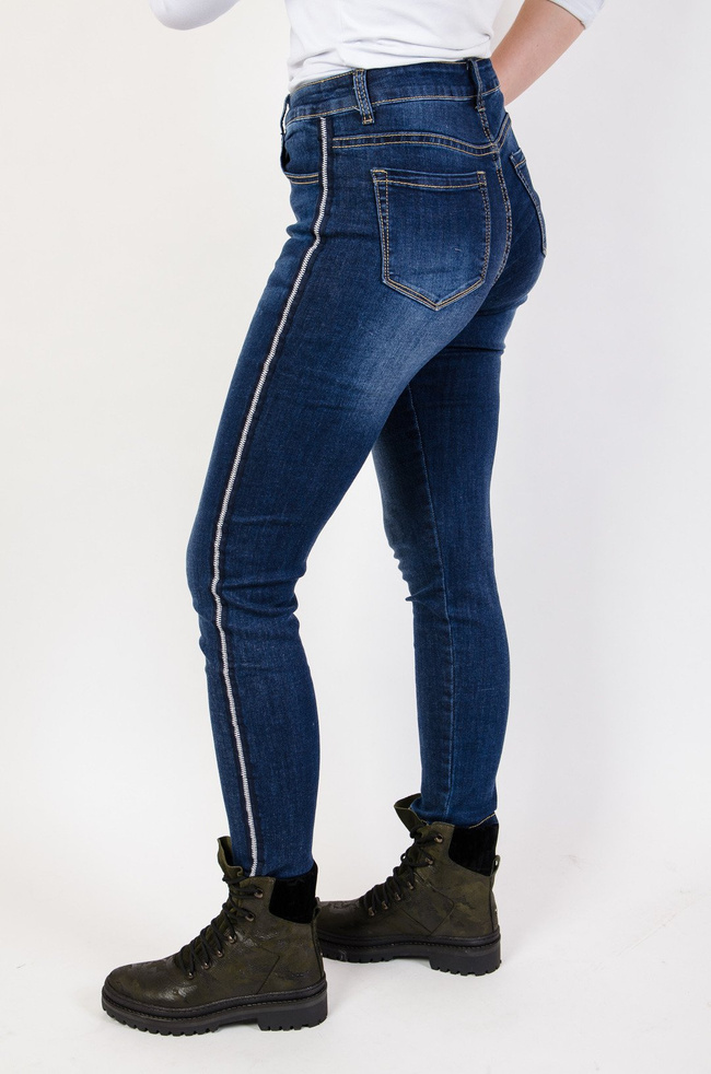 Spodnie jeansowe plus size z lampasami- imitacja zamka