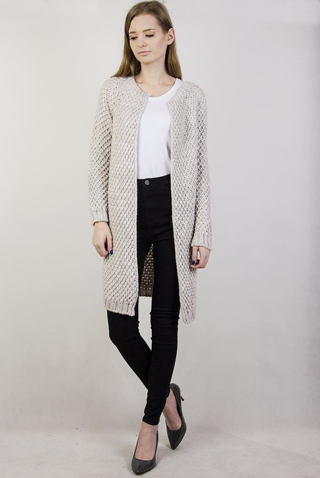 Beżowy sweter typu kardigan z dzianiny