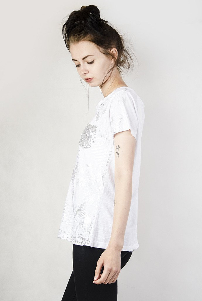 Biała bluzka w srebrne palmy, z cekinową kieszonką