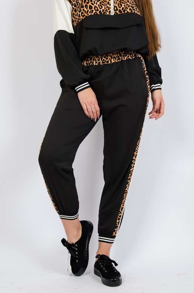 Komplet dresowy z elementami panterki
