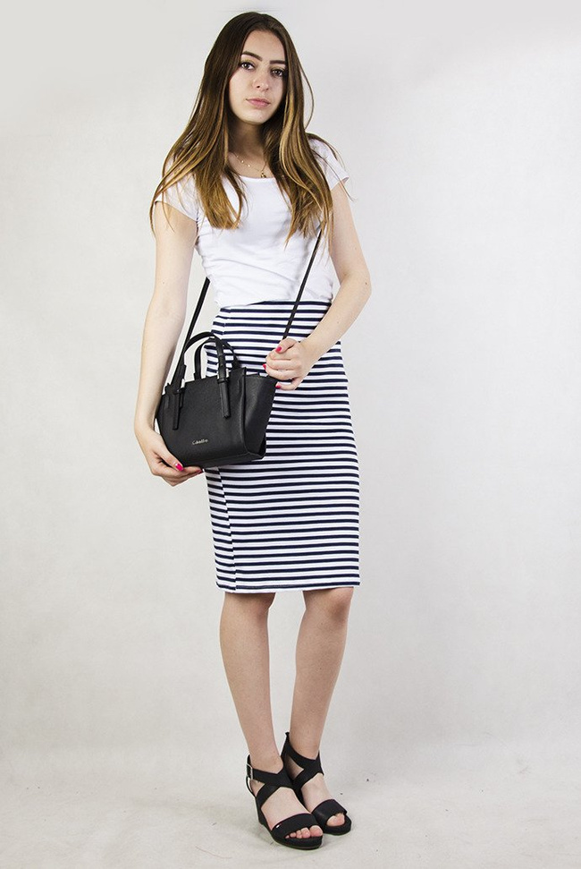 Biało-granatowa spódnica w cienkie paski