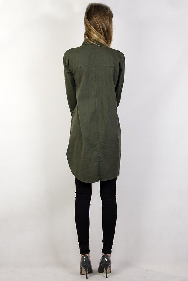 Koszula khaki z naszywkami