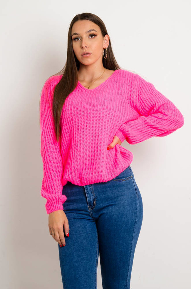 RÓŻOWY SWETER Z DEKOLTEM W SZPIC
