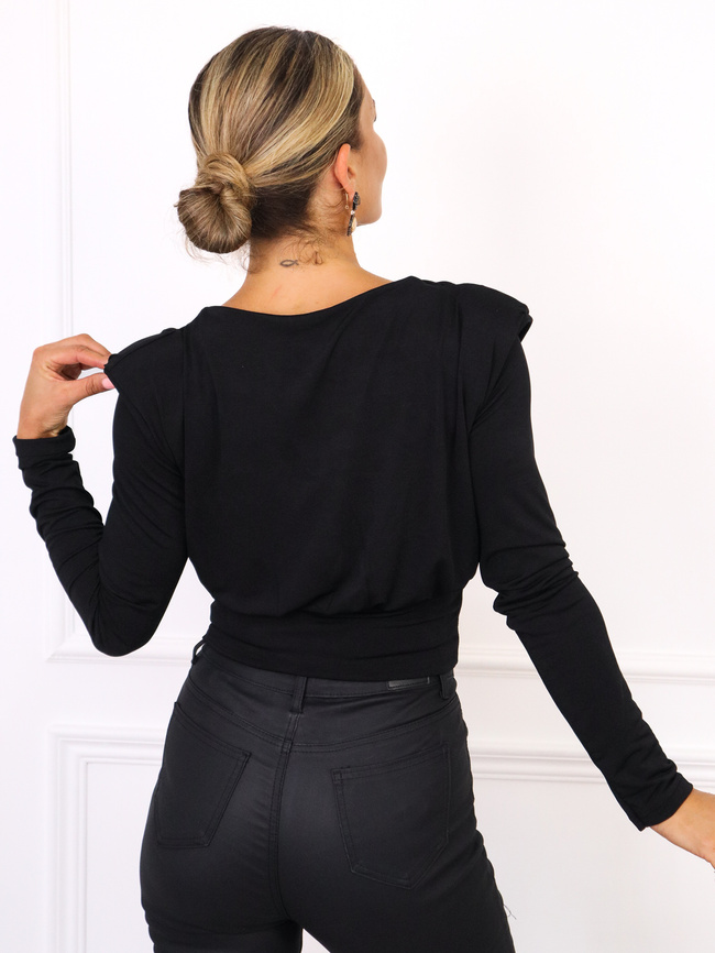 BLUZKA Z WYCIĘCIAMI I OZDOBNYMI BROSZKAMI- CZARNA