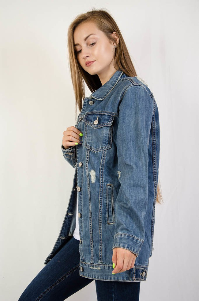  Długa kurtka jeansowa z przetarciami