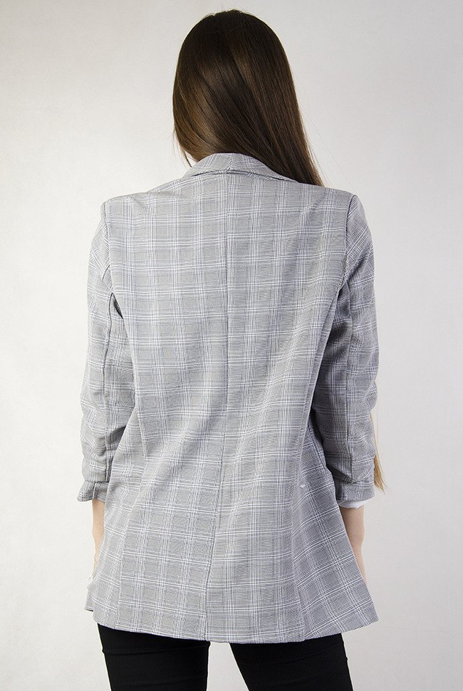 Szara marynarka w kratkę z marszczeniem na rękawach