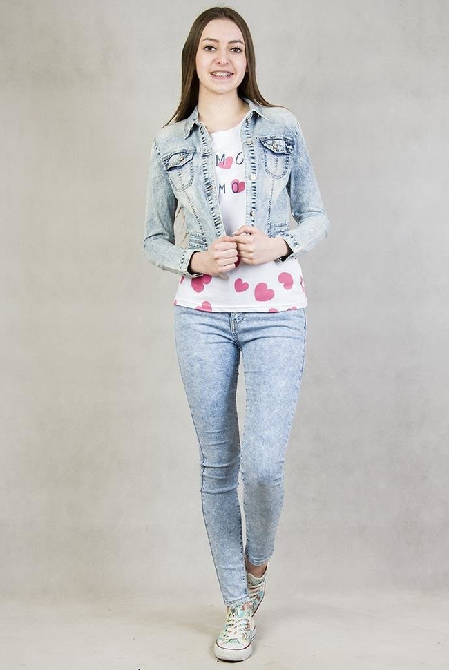 Dekatyzowana kurtka jeansowa