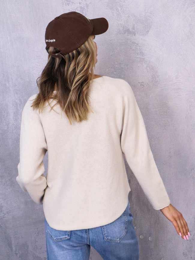 SWETER OVERSIZE Z DEKOLTEM W SEREK- BEŻOWY