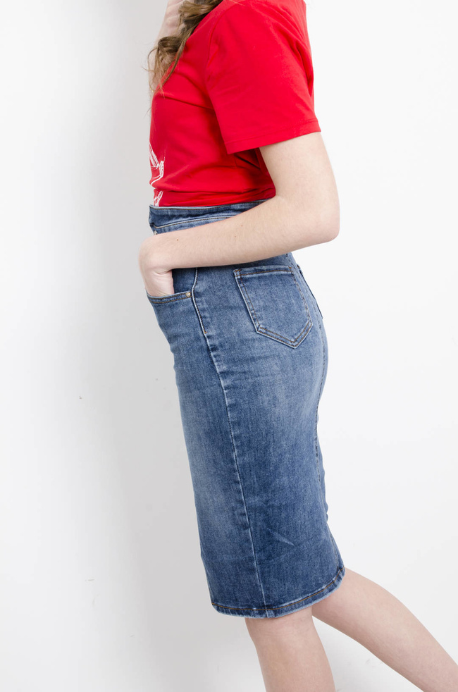 SPÓDNICA JEANSOWA MIDI Z GUZIKAMI 