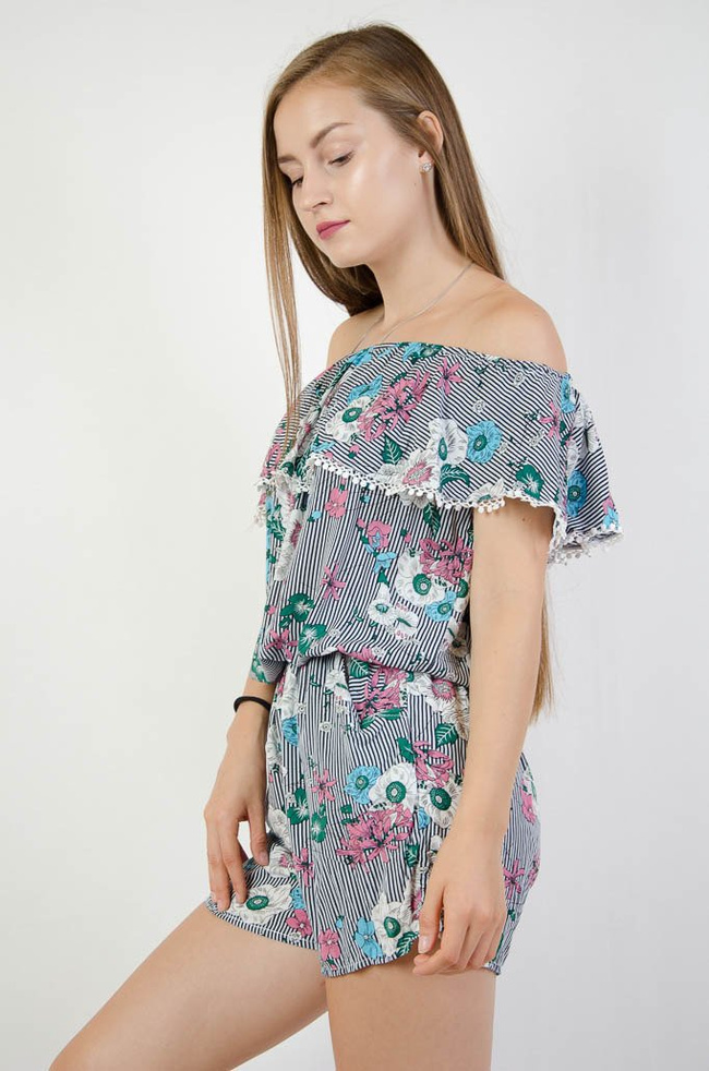 BIAŁY KOMBINEZON W CZARNE PASKI Z KWIATAMI