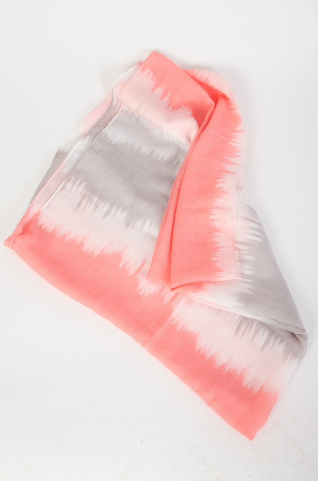 Różowo-szary szal