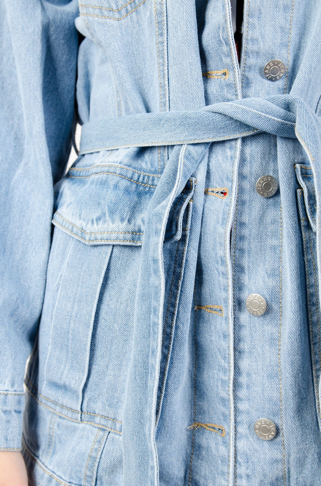 JASNA KURTKA JEANSOWA WIĄZANA W PASIE