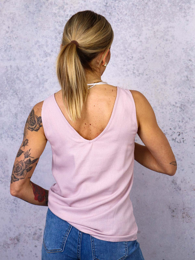 TOP NA RAMIĄCZKACH Z GUZIKAMI- RÓŻOWY