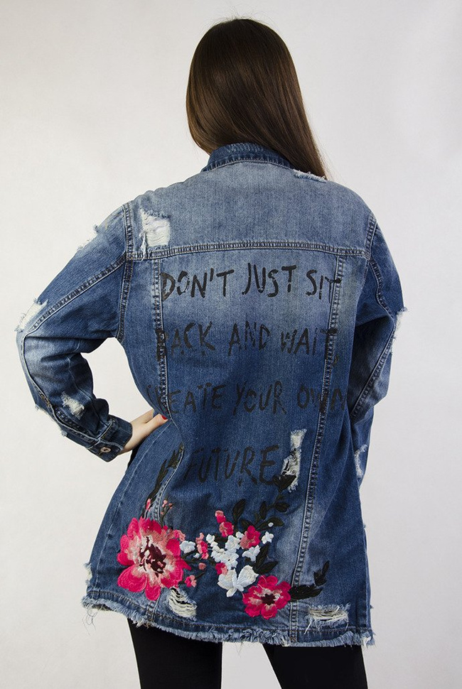 Kurtka jeansowa z motywem kwiatowym