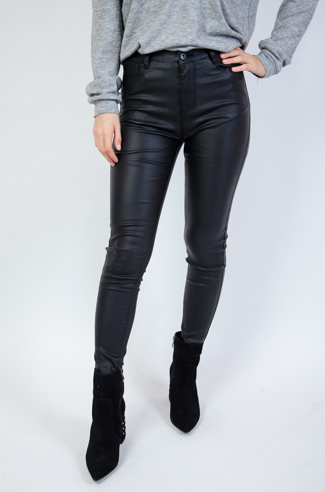 Czarne spodnie skórkowe
