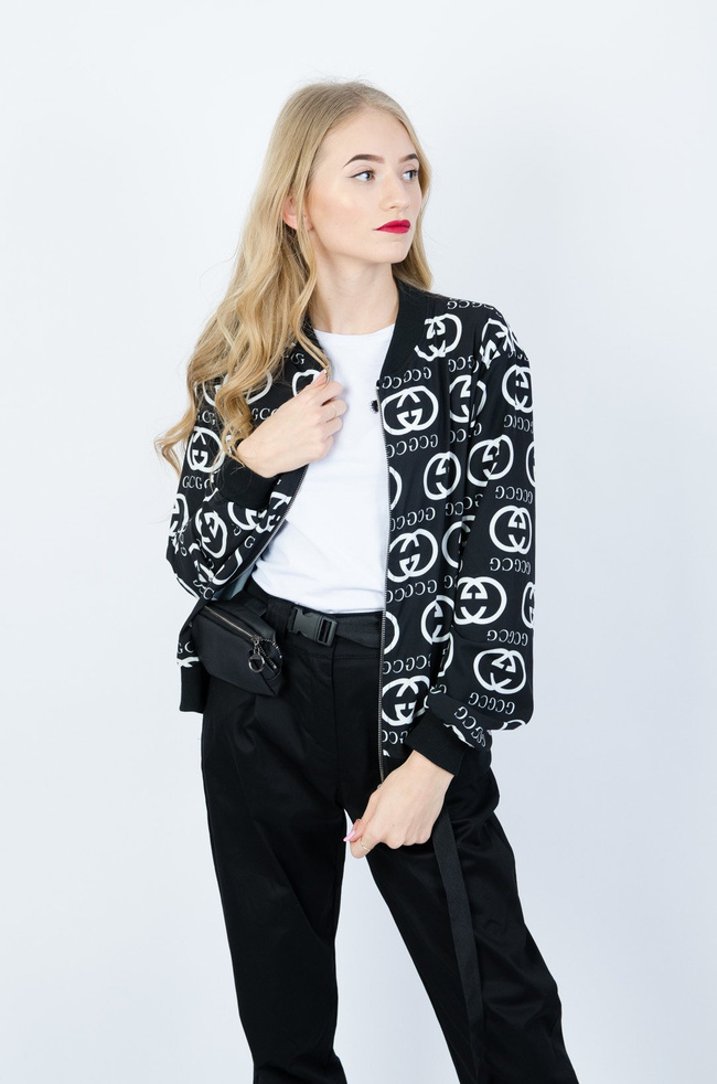 CZARNA SATYNOWA BLUZA ZAPINANA NA ZAMEK GG