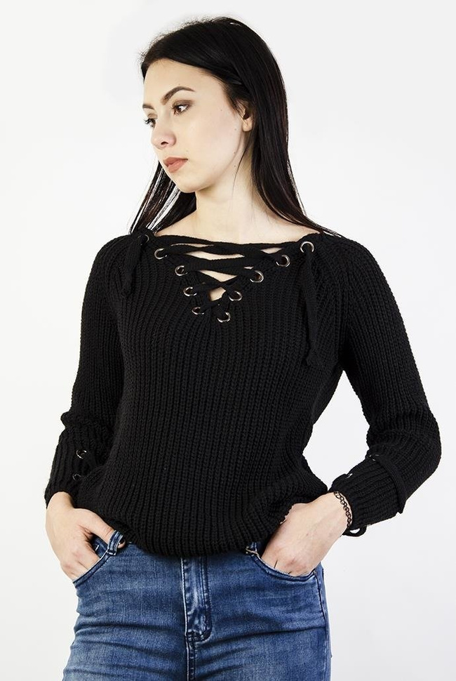 Czarny sweter z wiązaniem w dekolcie