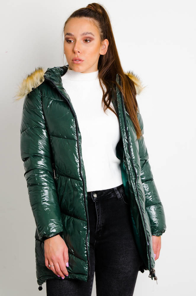 DŁUGA POŁYSKUJĄCA KURTKA PIKOWANA Z FUTERKIEM 