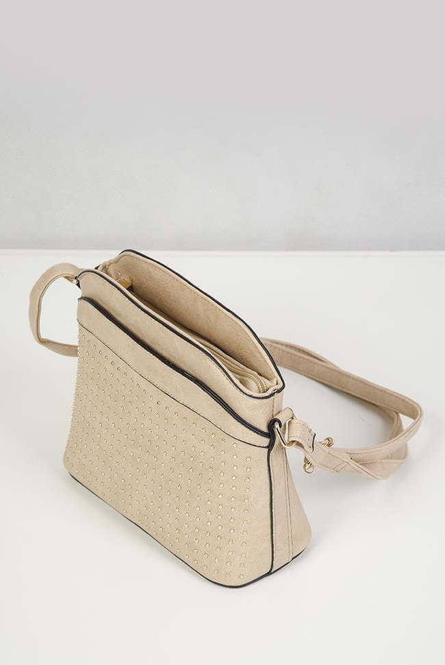 Beżowa, mała torebka zdobiona ćwiekami
