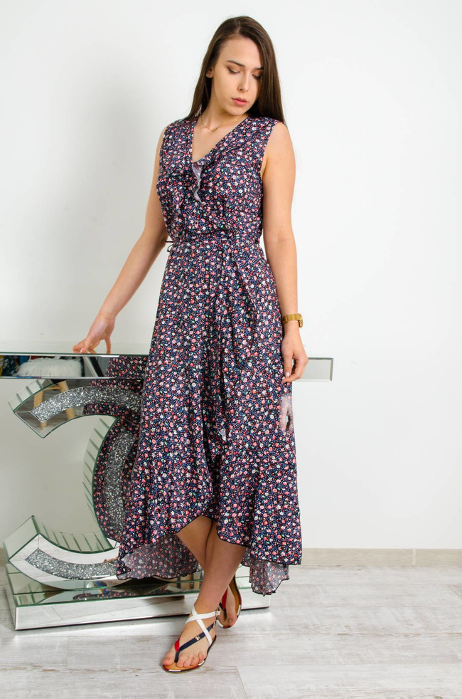 SUKIENKA NARZUTA W KWIATY WIĄZANA