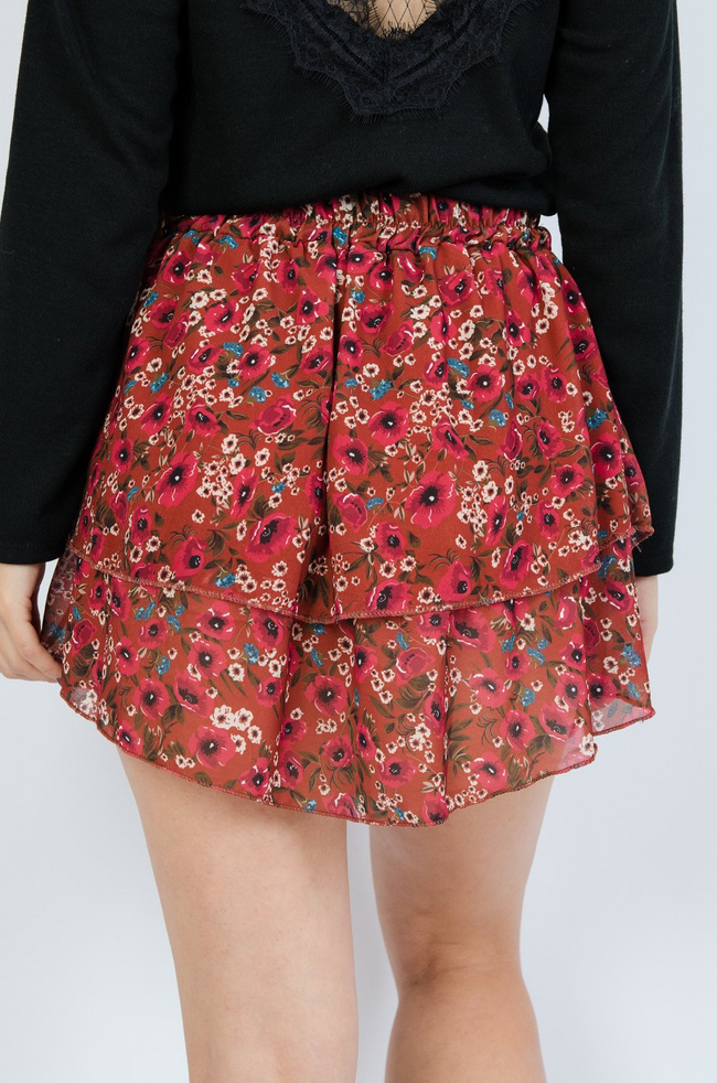 Czerwona szyfonowa spódnica w kwiaty