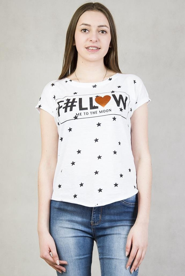 Biała bluzka w gwiazdki z napisem F#llow me to the moon