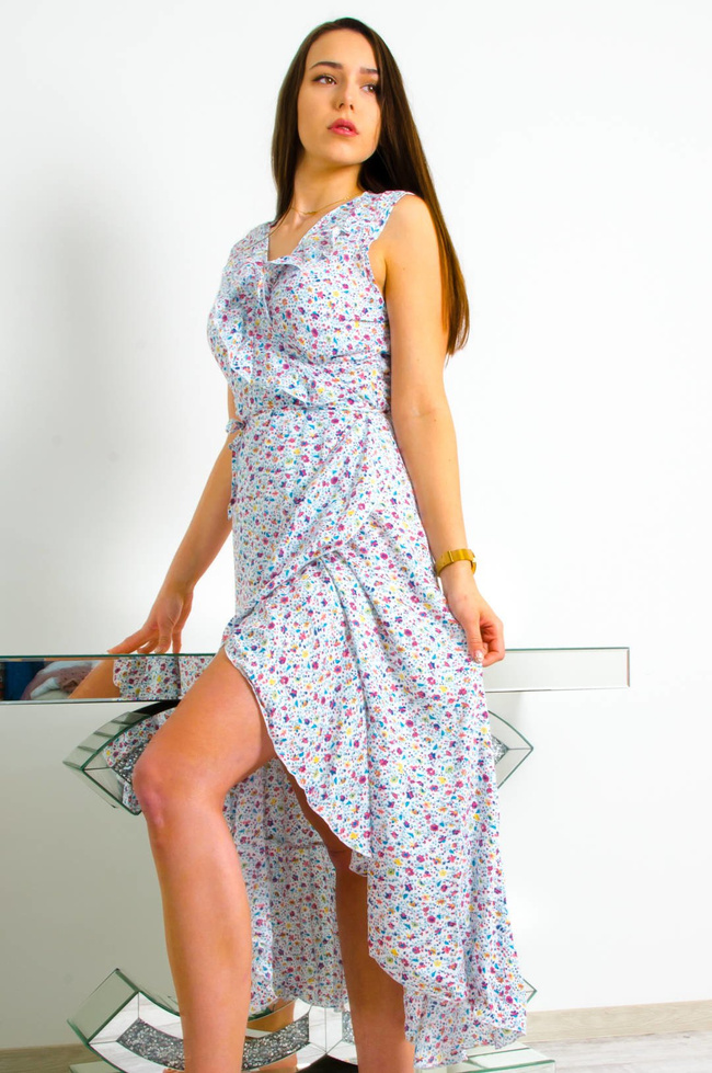 SUKIENKA NARZUTA W KWAITY WIĄZANA 