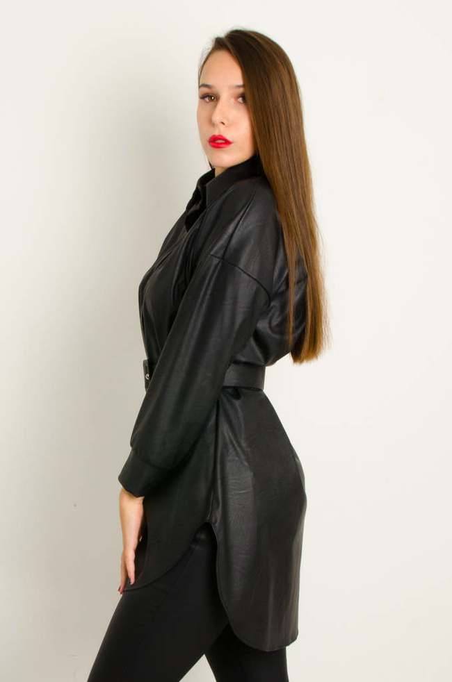 KOSZULOWA SUKIENKA Z IMITACJI SKÓRY+ PASEK- CZARNA