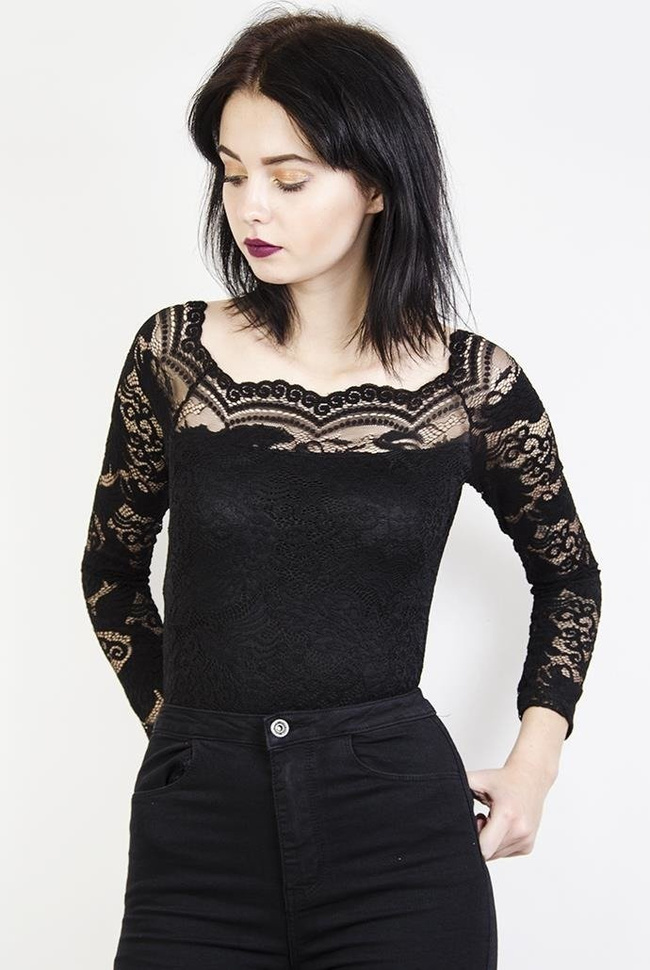 Koronkowe, czarne body z szerokim dekoltem