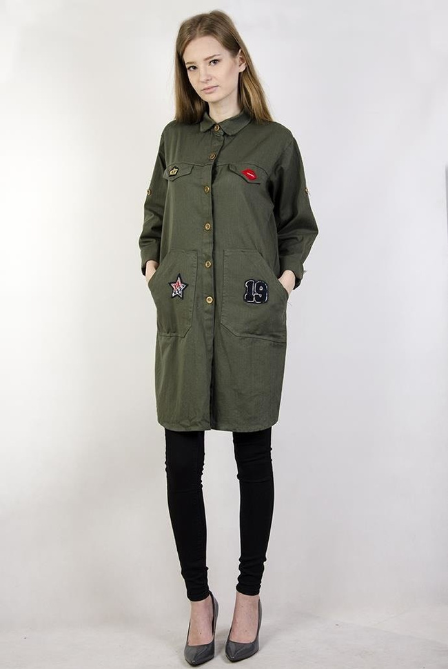 Koszula khaki z naszywkami