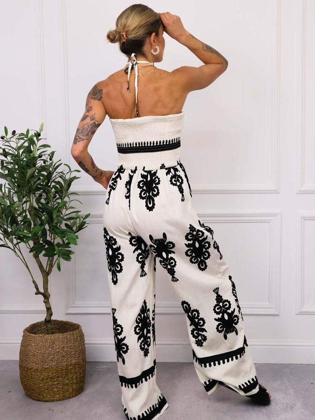 KOMBINEZON WZORZYSTY BEZ RAMIĄCZEK- BIAŁY