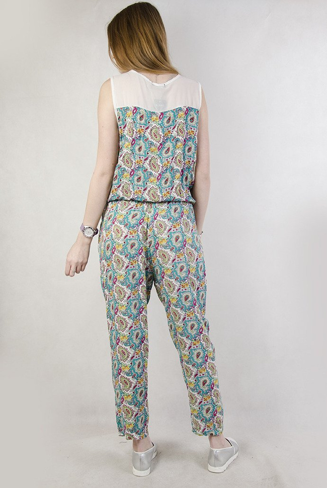 Kombinezon z zamkiem na środku