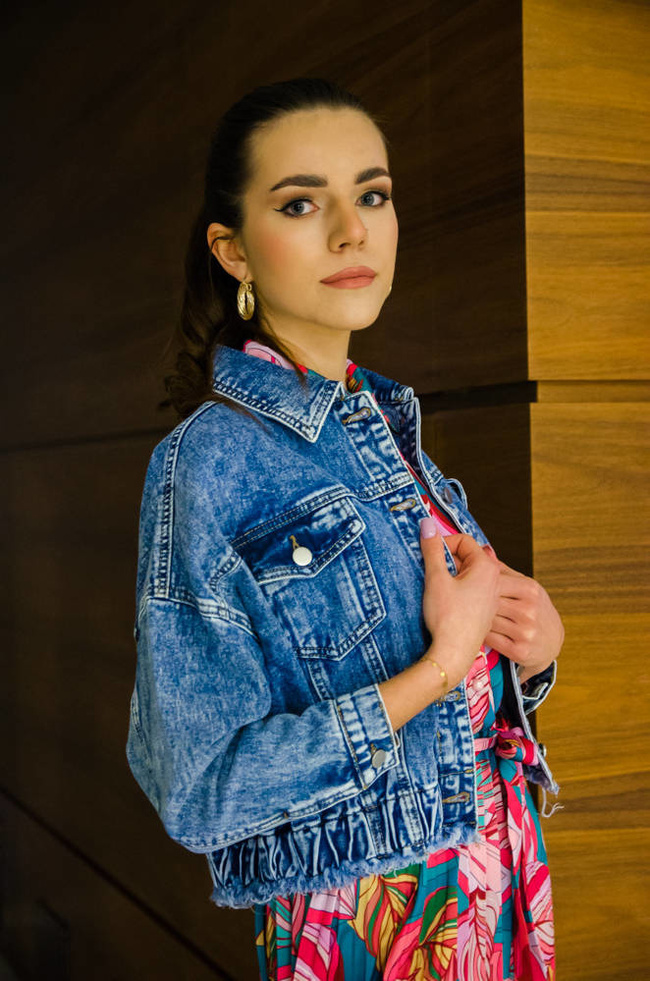 KURTKA JEANSOWA BOMBERKA Z KOŁNIERZEM