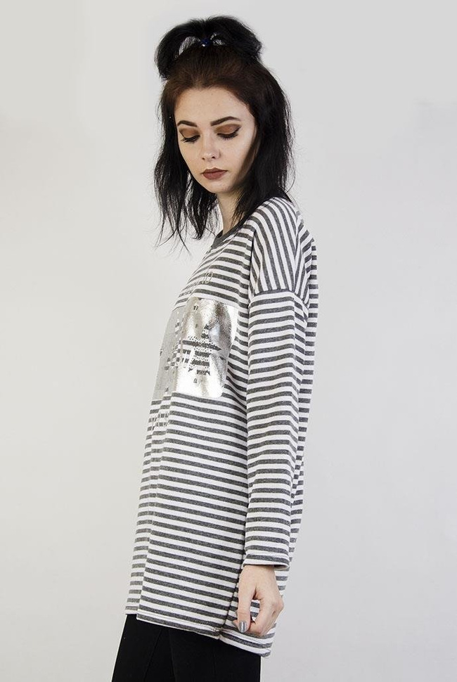 Biała bluzka w ciemnoszare paski, z nadrukiem