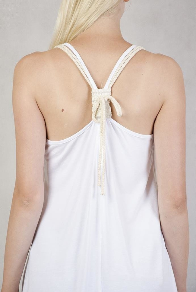 Asymetryczna bluzka z węzłem na plecach biała