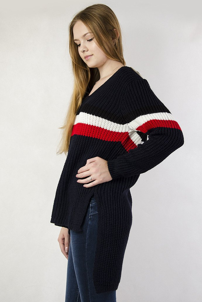 Granatowy, asymetryczny sweter z paskami