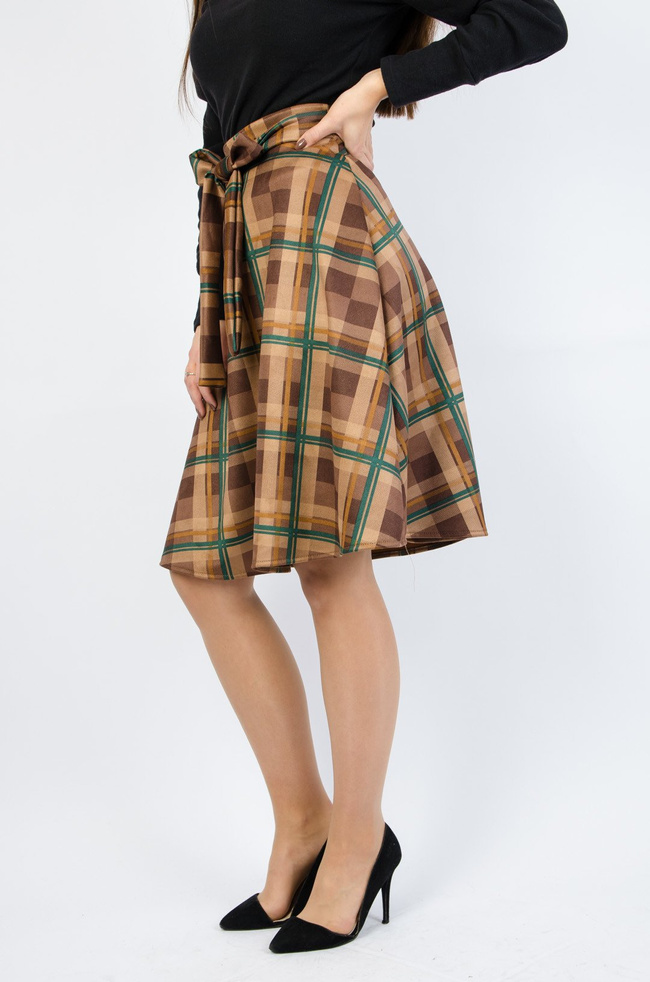 Spódnica midi w brązową kratę z wiązaniem w pasie