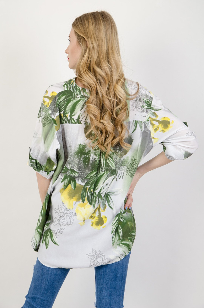 Biała koszula w liście