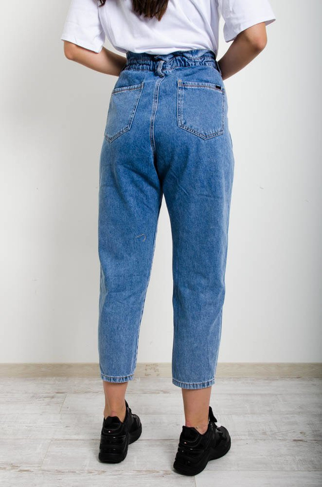 GRANATOWE JEANSY MOM FIT Z GUMKĄ W PASIE-WYSOKI STAN