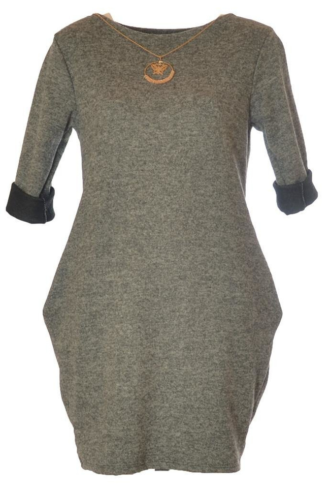 Sukienka z wywijanymi mankietami