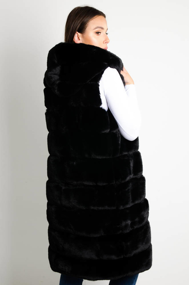 DŁUGA CZARNA FUTRZANA KAMIZELKA Z KAPTUREM