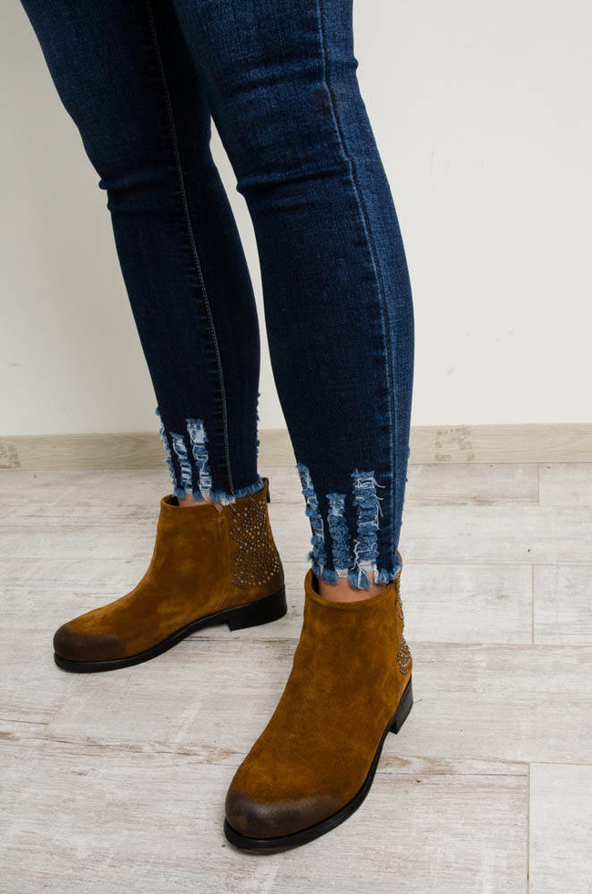 SPODNIE JEANSOWE Z PRZETARCIAMI NA DOLE NOGAWKI-PASEK W ZESTAWIE