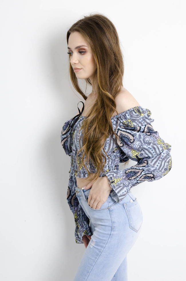 BLUZKA HISZPANKA NIEBIESKA Z WIĄZANIEM