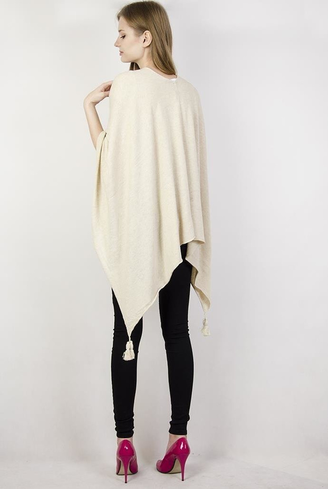 Beżowe ponczo