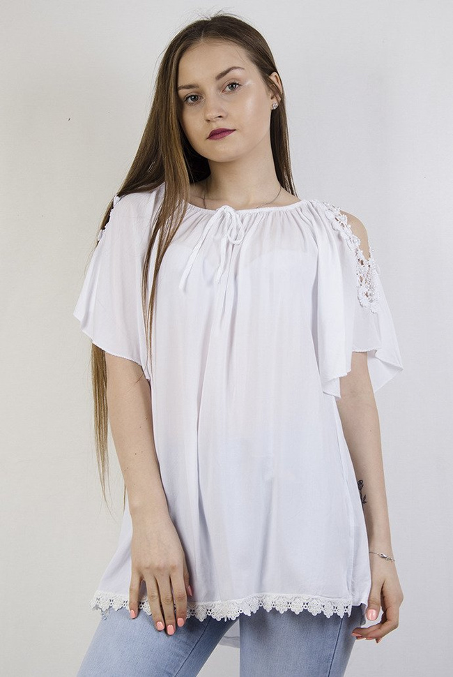 Biała bluzka z ażurem na dole
