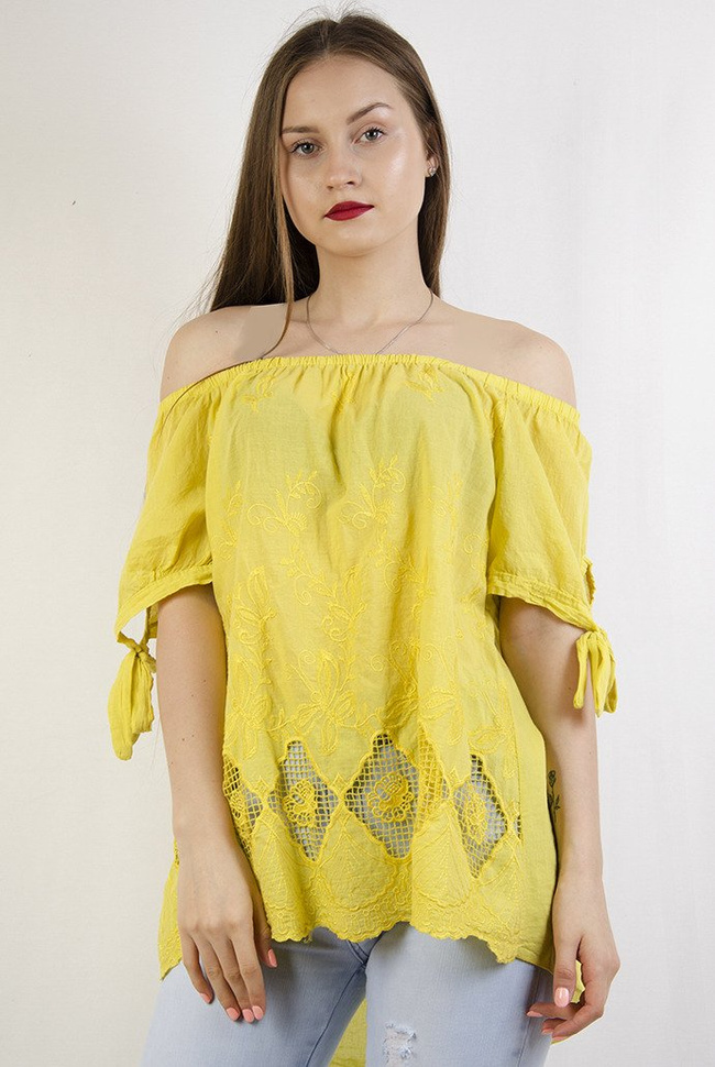 Żółta bluzka ze wzorami na dole