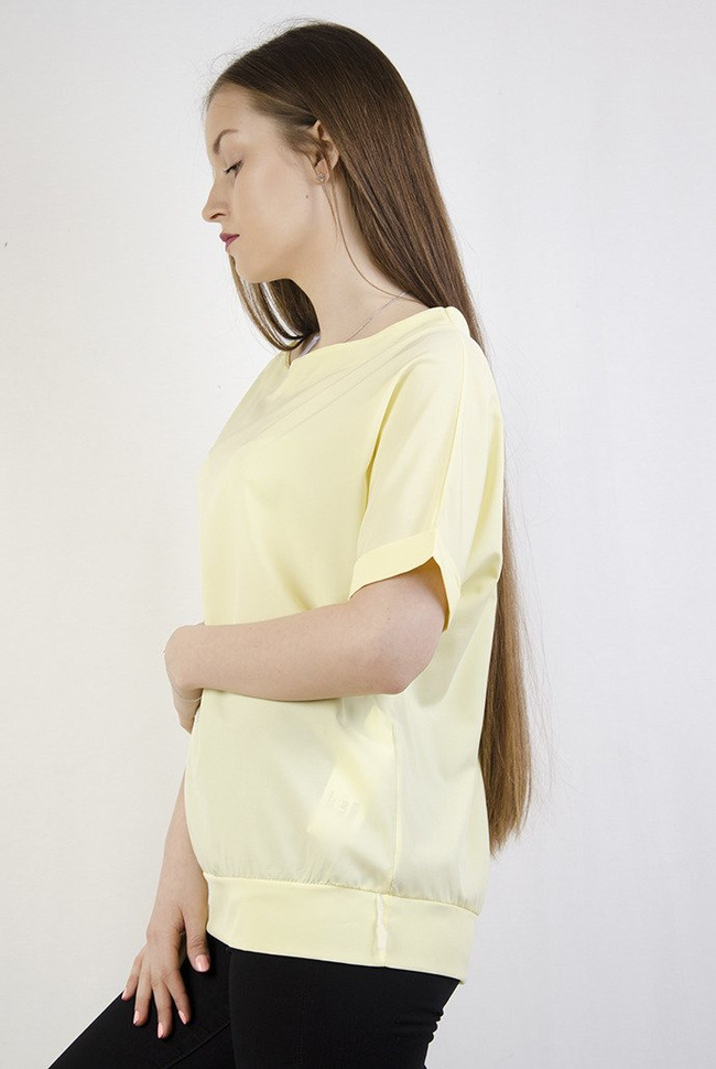 Żółta gładka bluzka z kokardą